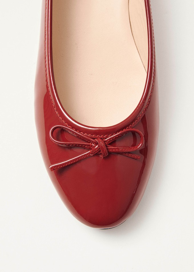 Oriana Onix Red Leather Ballet Flats from Alohas