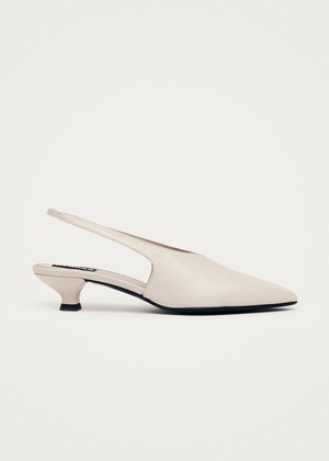 Eros Cream Leather Pumps from Alohas