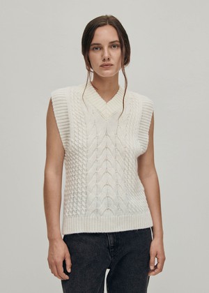 Cosy White Tricot Vest from Alohas