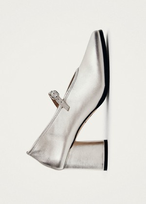 Esha Shimmer Silver Leather Pumps from Alohas