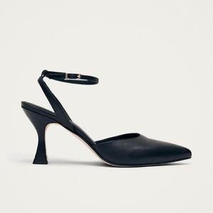 Cinderella Black Leather Pumps from Alohas