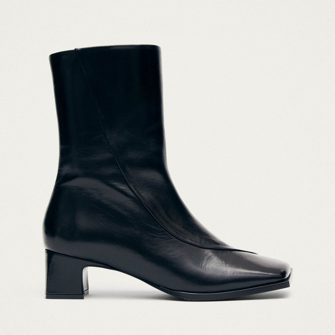 Chantal Black Leather Ankle Boots from Alohas