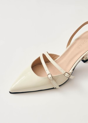 Joelle Onix Cream Leather Pumps from Alohas