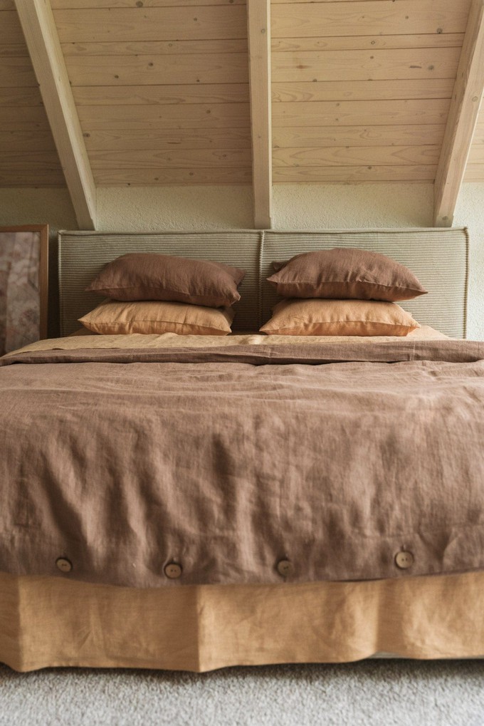 Linen bedding set in Rosy Brown from AmourLinen