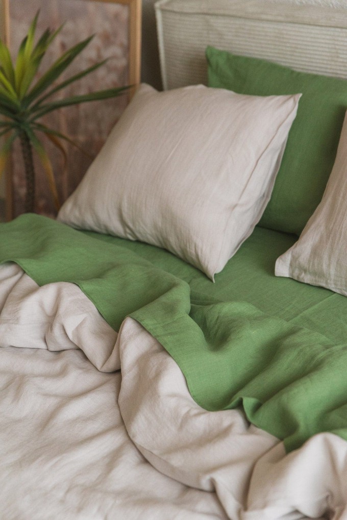 Linen fitted sheet in Matcha Green from AmourLinen