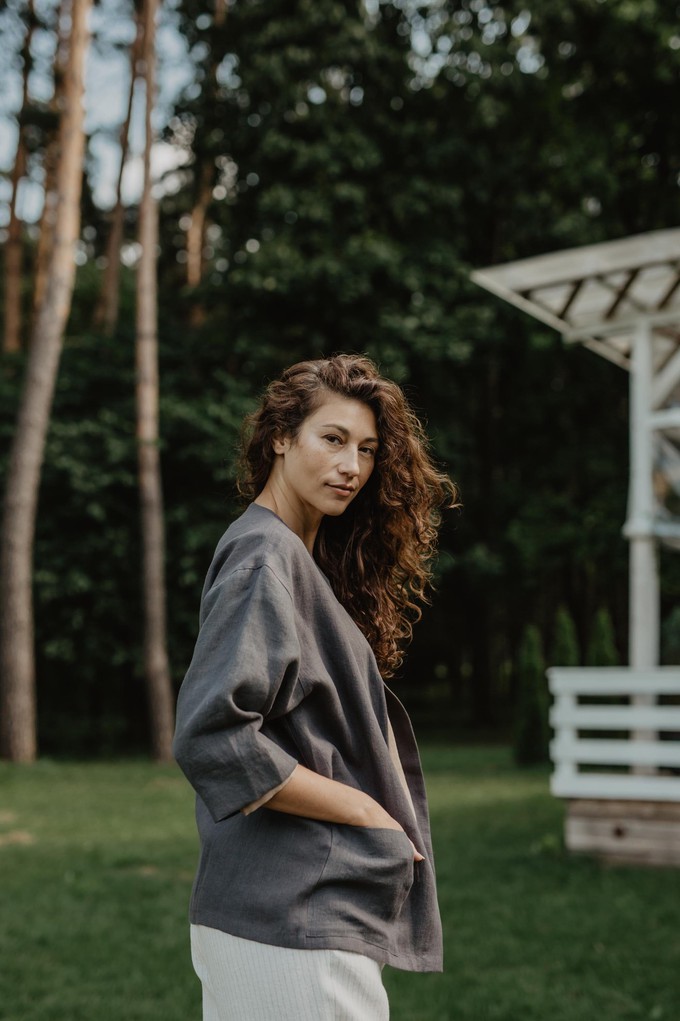 Linen oversized jacket Kyiv in Dusty Rose from AmourLinen