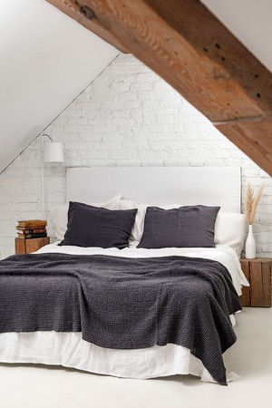 Linen waffle bed throw in Charcoal from AmourLinen