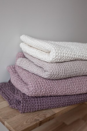 Linen waffle bath towel from AmourLinen