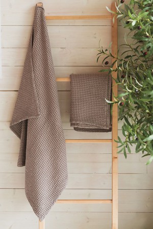 Linen waffle towel set in Rosy Brown (3 pcs) from AmourLinen