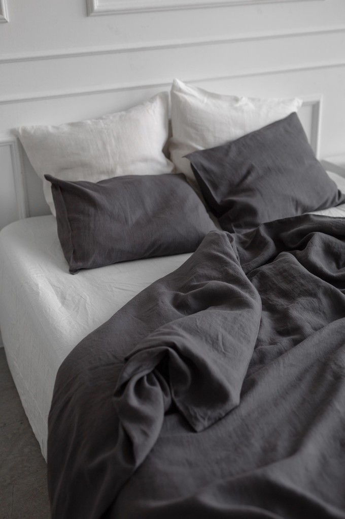 Linen pillowcase in Charcoal from AmourLinen