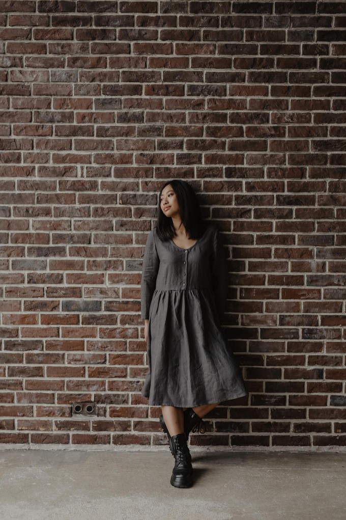 LAPLAND mid-length linen dress in Charcoal from AmourLinen