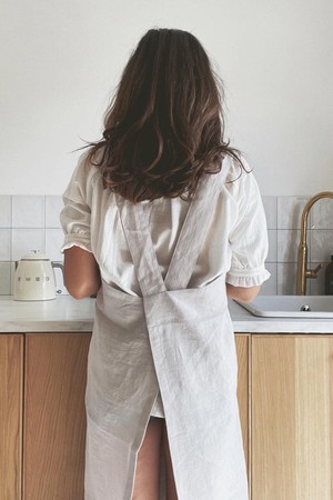 Japanese linen apron from AmourLinen Japanese linen apron from AmourLinen