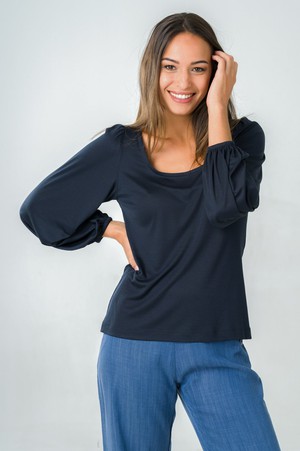 Top Kalmia navy from avani apparel