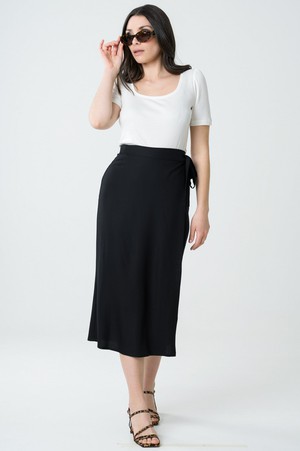 Skirt Azurite black from avani apparel