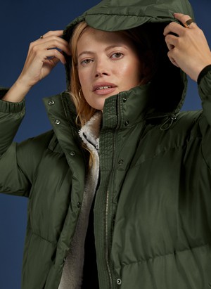 Dawn Recycled Down Coat from Baukjen