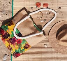 Tropical Beach Bag via Chillax