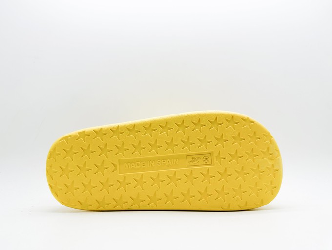 thies 1856 ® Fluffy Puffy Clog lemon from COILEX