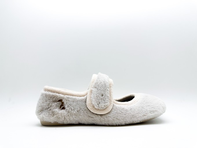 thies 1856 ® Rec Fur Ballerina off white (W/X) from COILEX