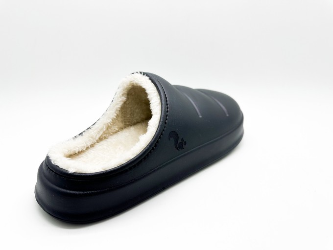 thies 1856 ® Fluffy Puffy Clog black from COILEX