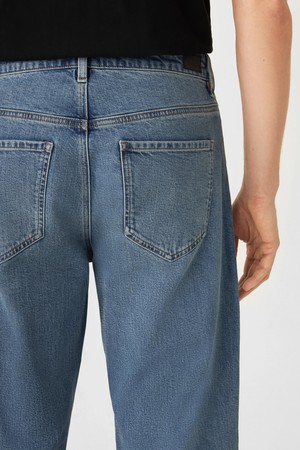 RISE Relaxed Tapered Minimal Stretch - Basic - Vintage Blue from DAWN Denim