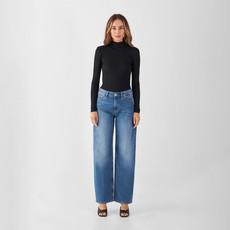 ASH Barrel Leg Minimal Stretch - Basic - Medium Blue via DAWN Denim