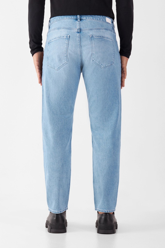 RISE Relaxed Tapered Minimal Stretch - Basic - Bright Blue from DAWN Denim