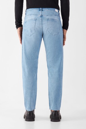 RISE Relaxed Tapered Minimal Stretch - Basic - Bright Blue from DAWN Denim