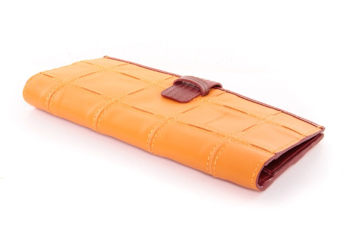 Leather Travel Wallet from Elvis & Kresse