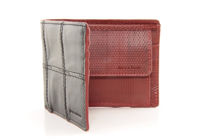 Leather Wallet with Coin Pocket from Elvis & Kresse