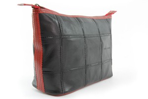 Leather Cosmetics Case / Toiletry Bag from Elvis & Kresse