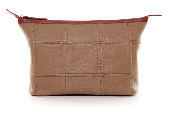 Leather Cosmetics Case / Toiletry Bag from Elvis & Kresse