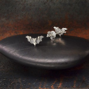 Silver earrings bat (detailed) from Fairy Positron