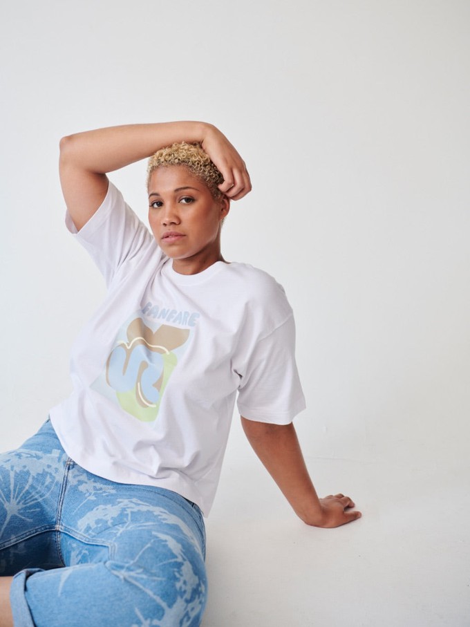 Organic Cotton T-shirt with Elle Guest Print from Fanfare Label