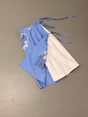 MELIDIA: Wrap Skirt in Blue / White Embroidery tablecloths mix - One size from Fitolojio Workshop