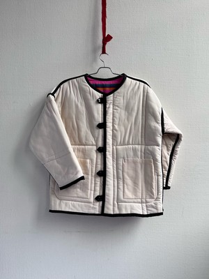 The "MAGENTA  - OFF WHITE" Reversible Blanket Made Jacket - M (Fit XS/S to M/L) from Fitolojio Workshop