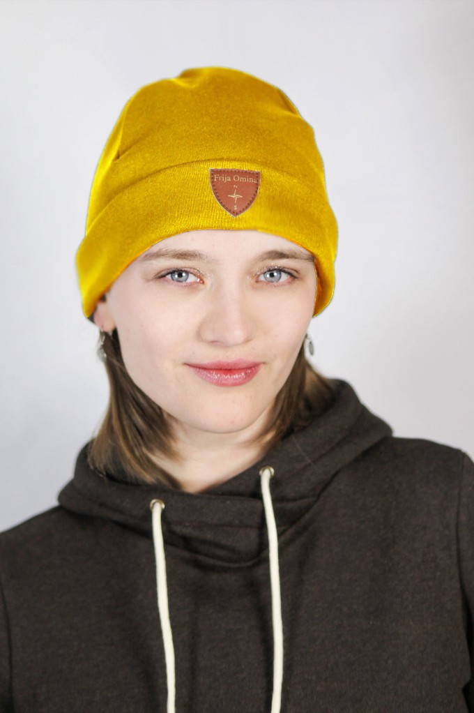 Nachhaltige Beanie Basel safran from Frija Omina