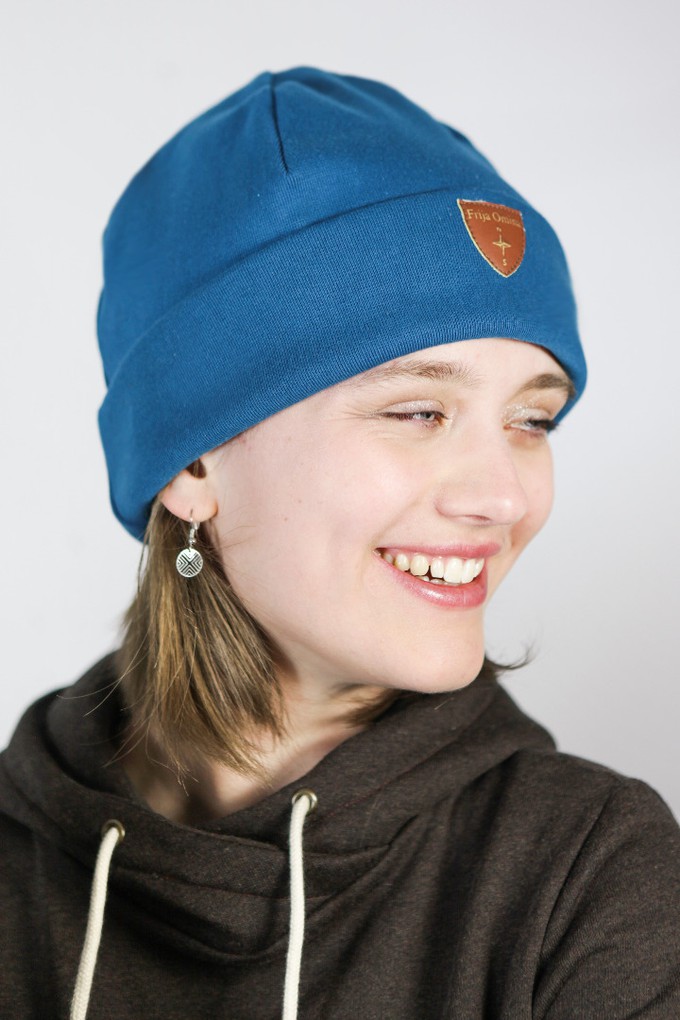 Nachhaltige Beanie Basel petrol from Frija Omina