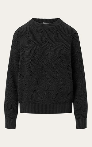 Knit Cable Crew Neck from Het Faire Oosten