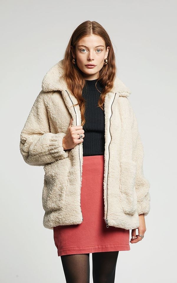 Jacket Rabbit Snow from Het Faire Oosten