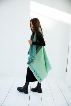 PETITE Light Wool Cape Fusion Green via JULAHAS