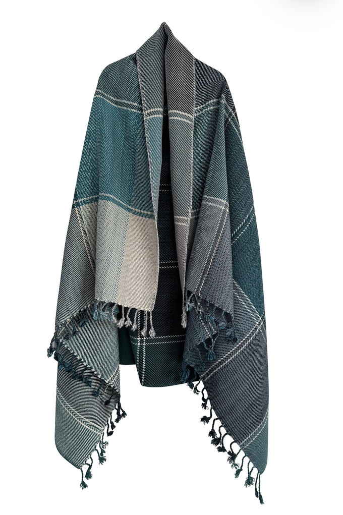 NEW! PETITE PLAID Wool Cape Tranquility from JULAHAS