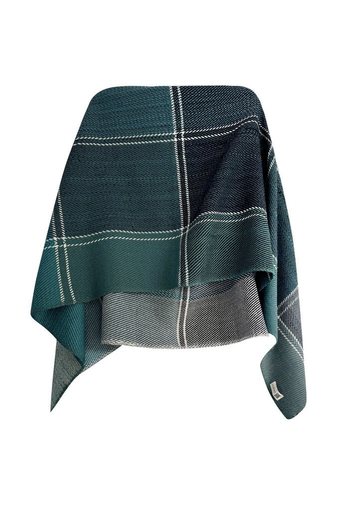 NEW! PETITE PLAID Wool Cape Tranquility from JULAHAS