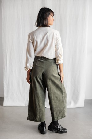 Bio-Baumwollcord Culotte Awa Pistazie from Jyoti - Fair Works