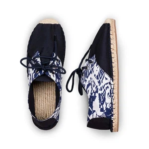 Blaue Tribal Lace Up Espadrilles für Männer from Kingdom of Wow!