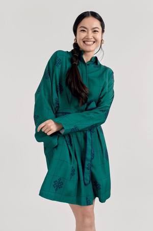 SEBA Tencel Dress - Green Eternal Knot Print from KOMODO