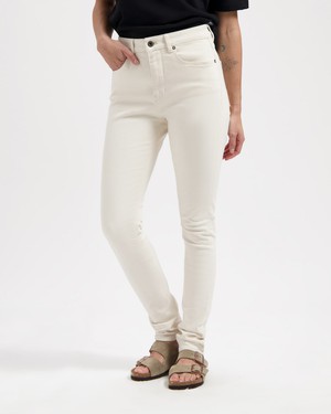 Carey High Rise Skinny Undyed from Kuyichi