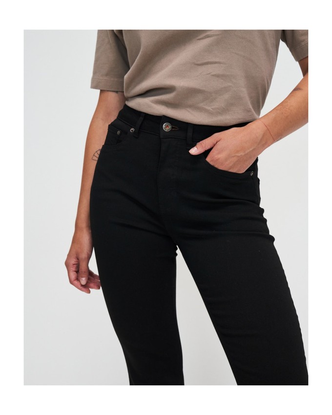 Lisette Flare Jeans Forever Black from Kuyichi