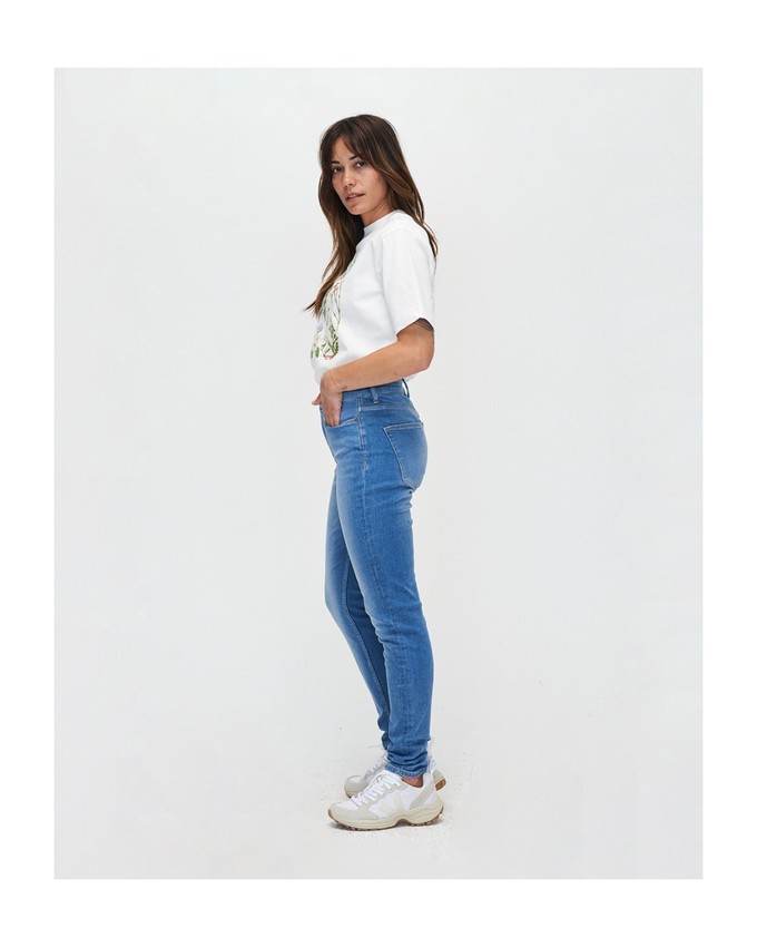 Lizzy Super Skinny Medium Blue from Kuyichi