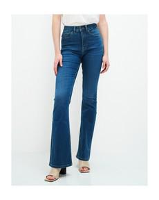 Lisette Flare Jeans Blassblau via Kuyichi