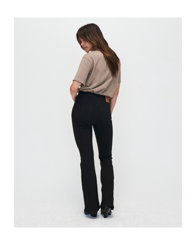 Lisette Flare Jeans Forever Black from Kuyichi